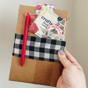 HOLIDAY NOVELLA BLIND DATE THREE BOOK BUNDLE