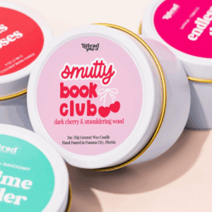 SMUTTY BOOK CLUB CANDLE
