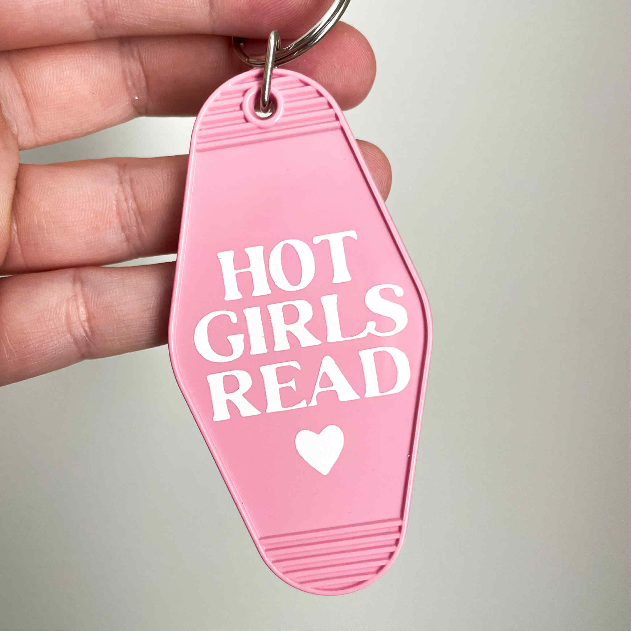HOT GIRLS READ MOTEL KEYCHAIN